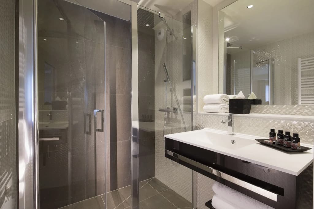 Hotel Elysees 8 - photo 8