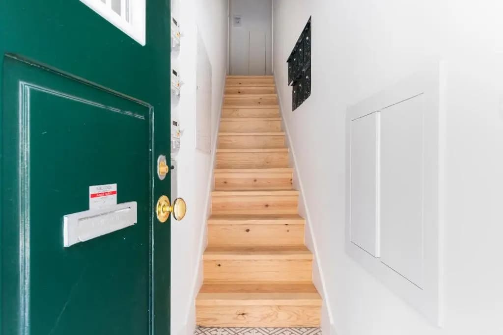 Lisbon Bica Suites Apartments - photo 10