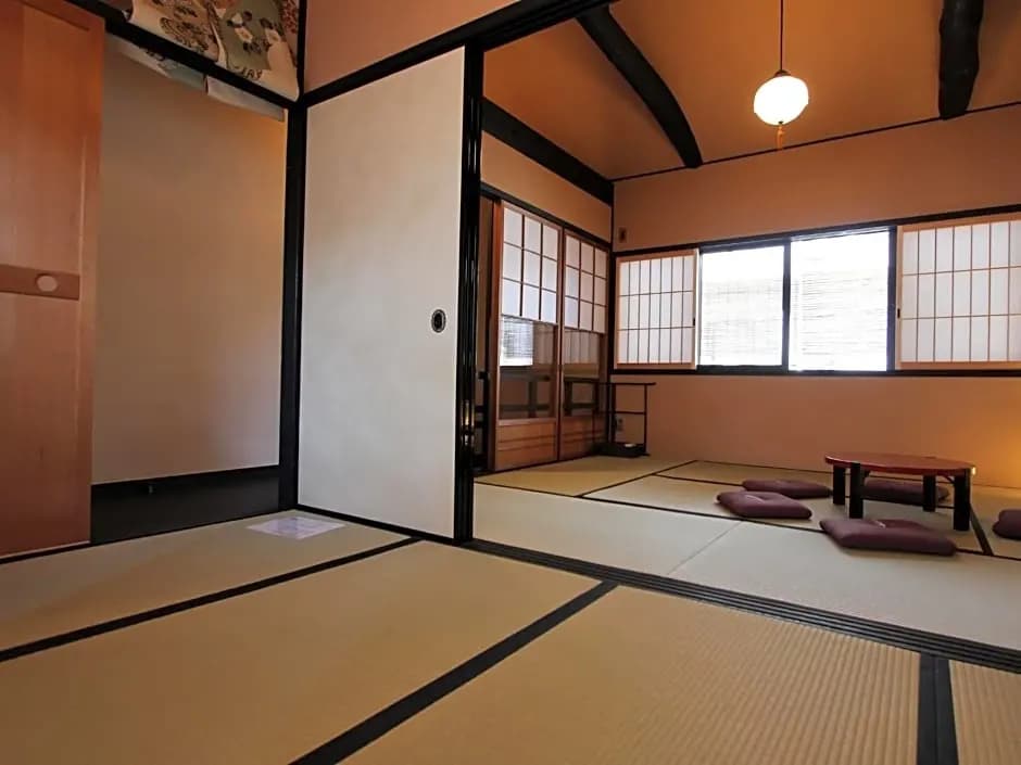 Brian Machiya Inn - photo 4