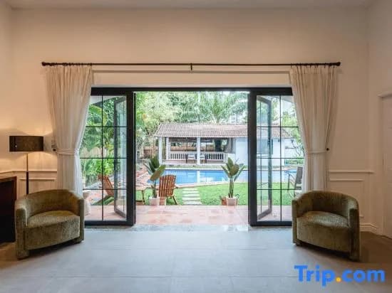 Gorgeous Grand 500-1000m2 Villa 4-5BR with pool in D2 by Ray - photo 1