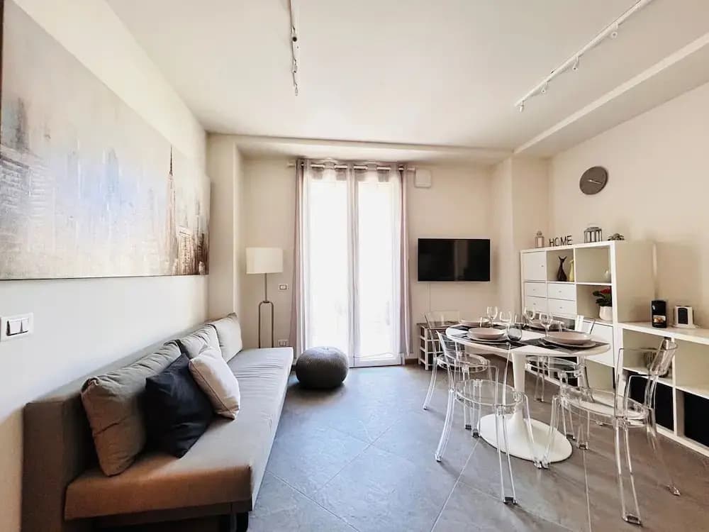 Moderno Bilocale con Terrazzo e Parcheggio - photo 1