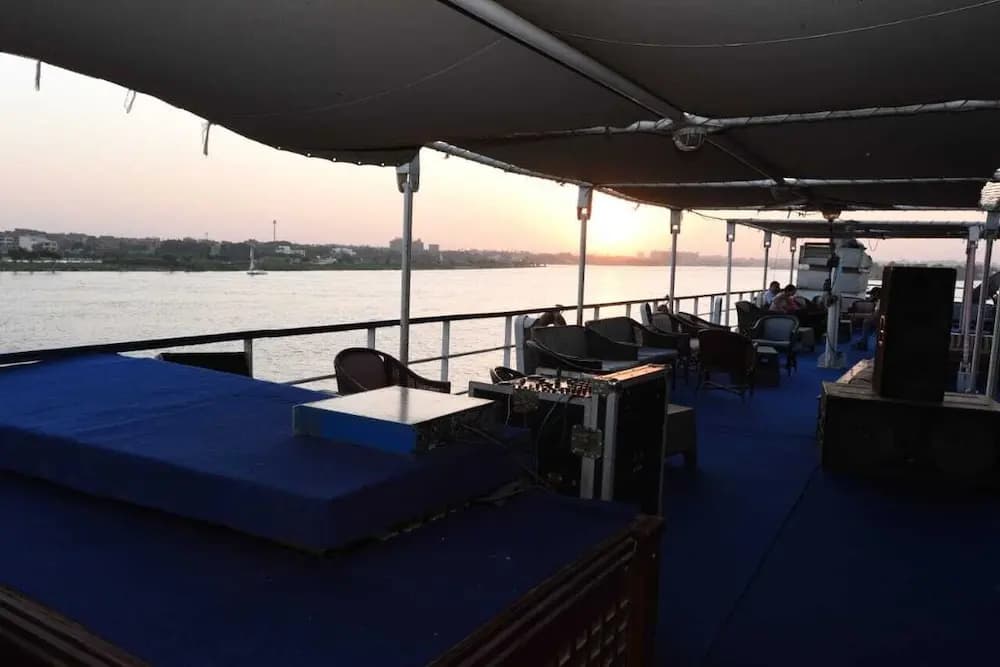 Diamond ship Hotel - photo 10