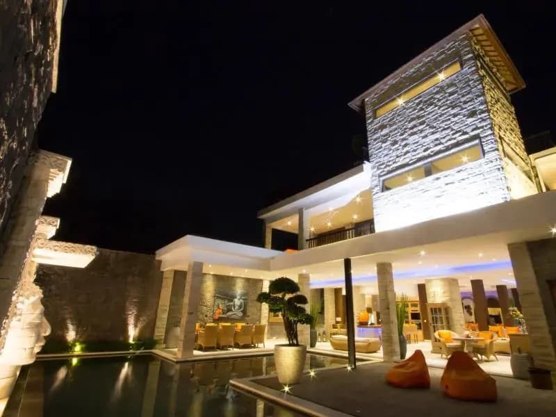 Puri Ratu Jimbaran - photo 1