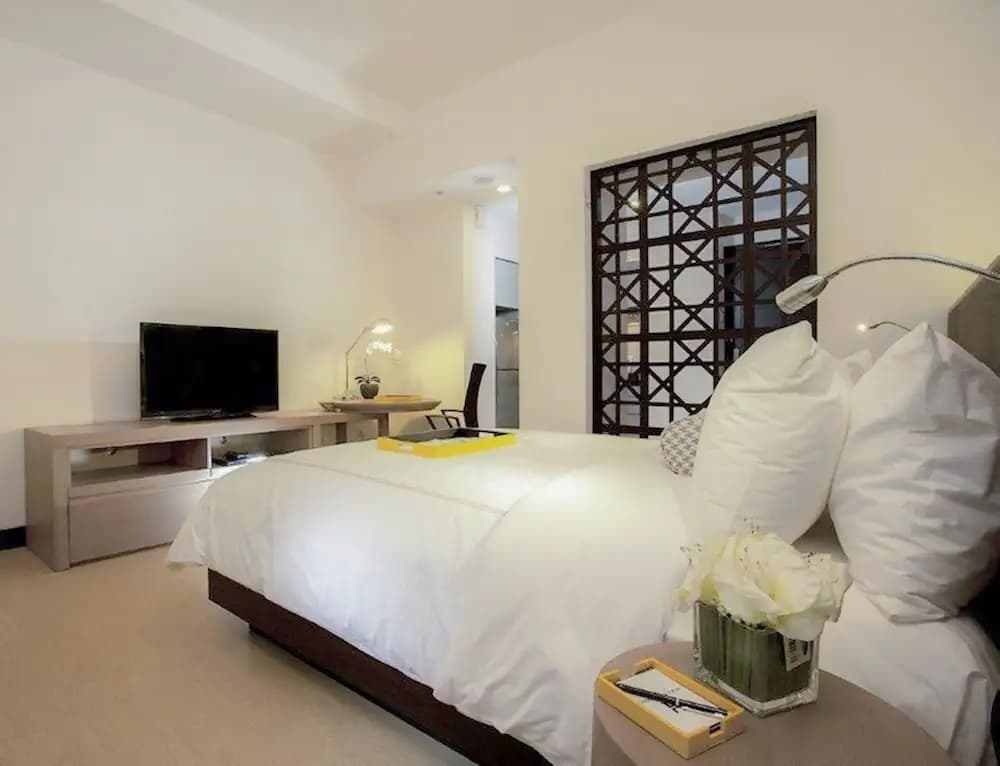 Le Mansion Senopati Hotel - photo 2