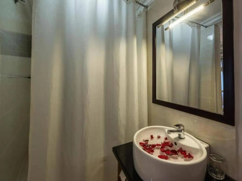 SaiGon Odyssey Hotel - The Art - photo 10