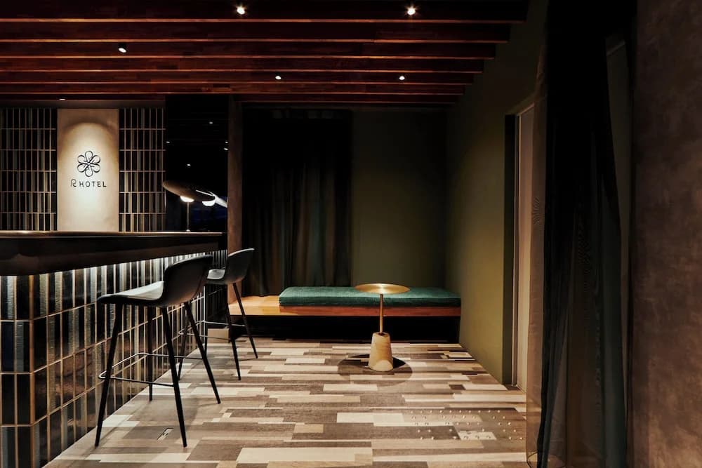 R Hotel Namba Daikokucho - photo 10