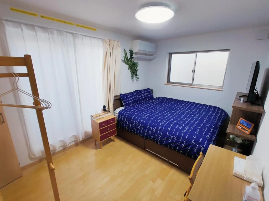 K.House - photo 2