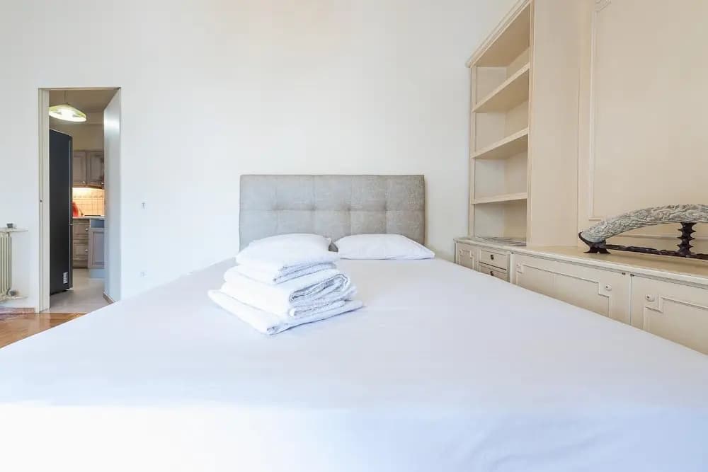Victoria Capitan Apartment - photo 5