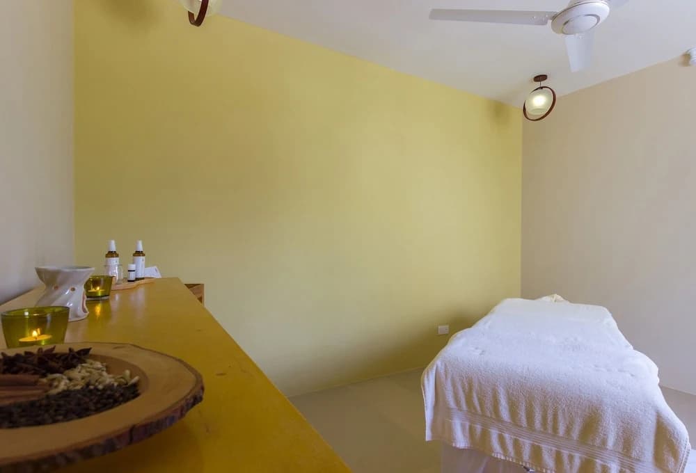 Dhigurah Retreat Beach - photo 15