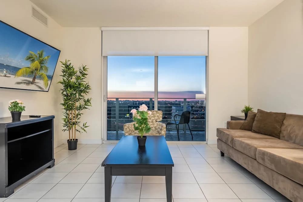 1st Brickell Boutique Residences by Nomad Guru - photo 6