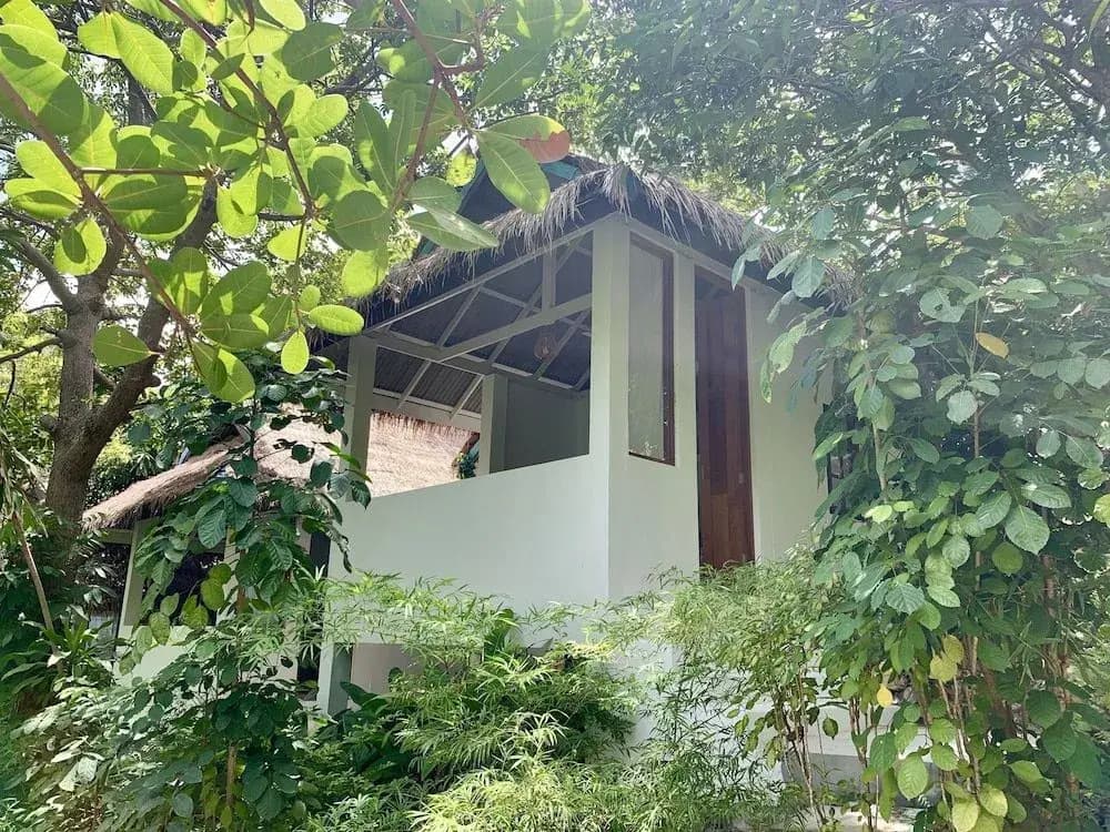 Coconut Beach Bungalows - photo 10