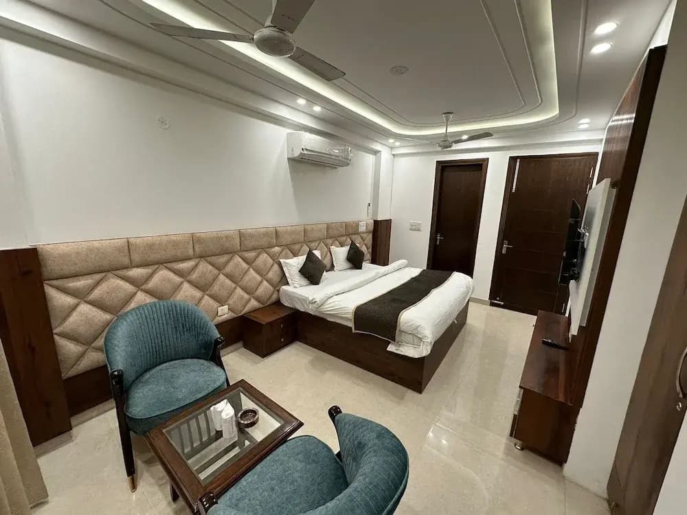 The Royal Oakes - photo 14