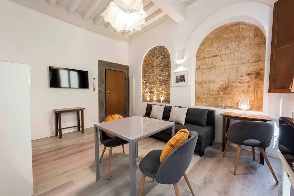 Deluxe Pitti Suites by MMega - photo 11