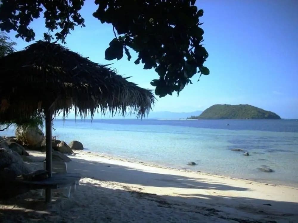 Baan Jai Dee Beach Front Hotel - photo 17