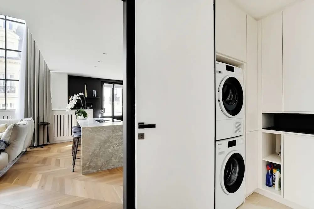Exceptional apt With A/C - 2bd/4p - Parc Monceau - photo 19