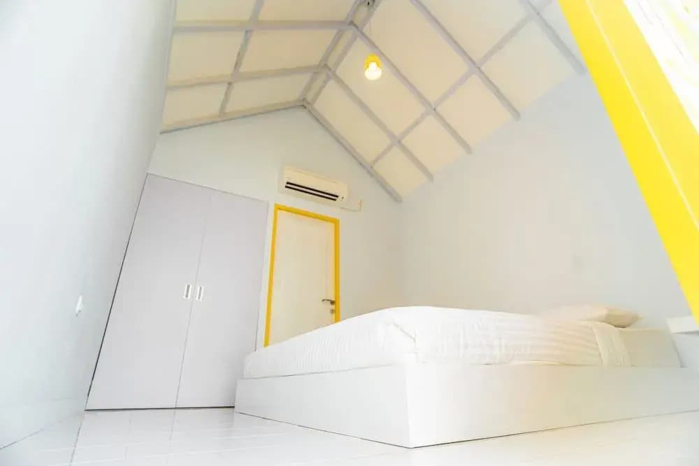 Canggu Castle - Hostel - photo 9