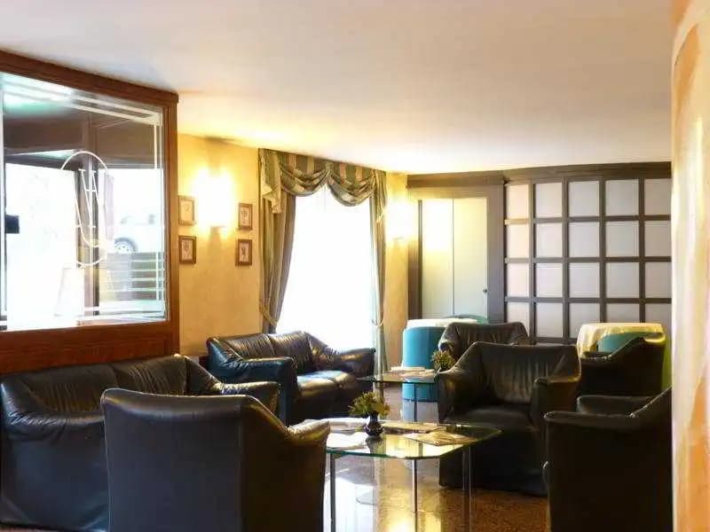 Hotel Pasteur - photo 4