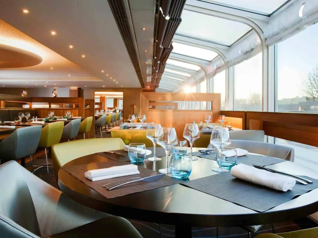 Novotel Paris Centre Tour Eiffel Hotel - photo 18