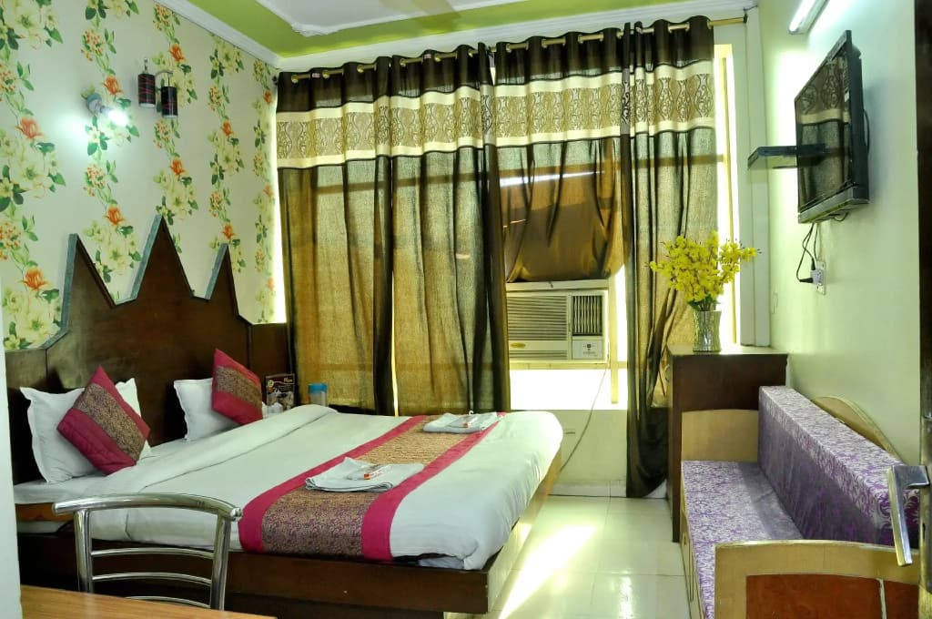 Hotel Jindal International - photo 12