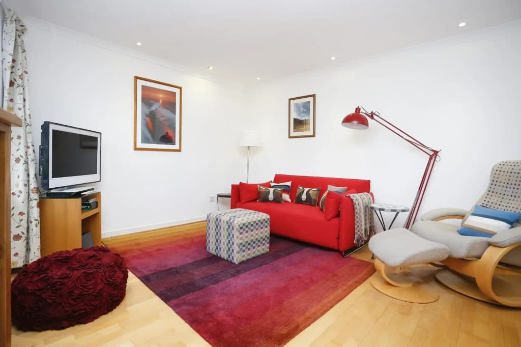 Central New Town Apartment - photo 5
