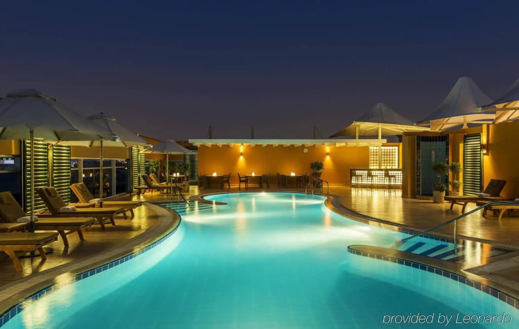 Four Points by Sheraton Bur Dubai Hotel - photo 1
