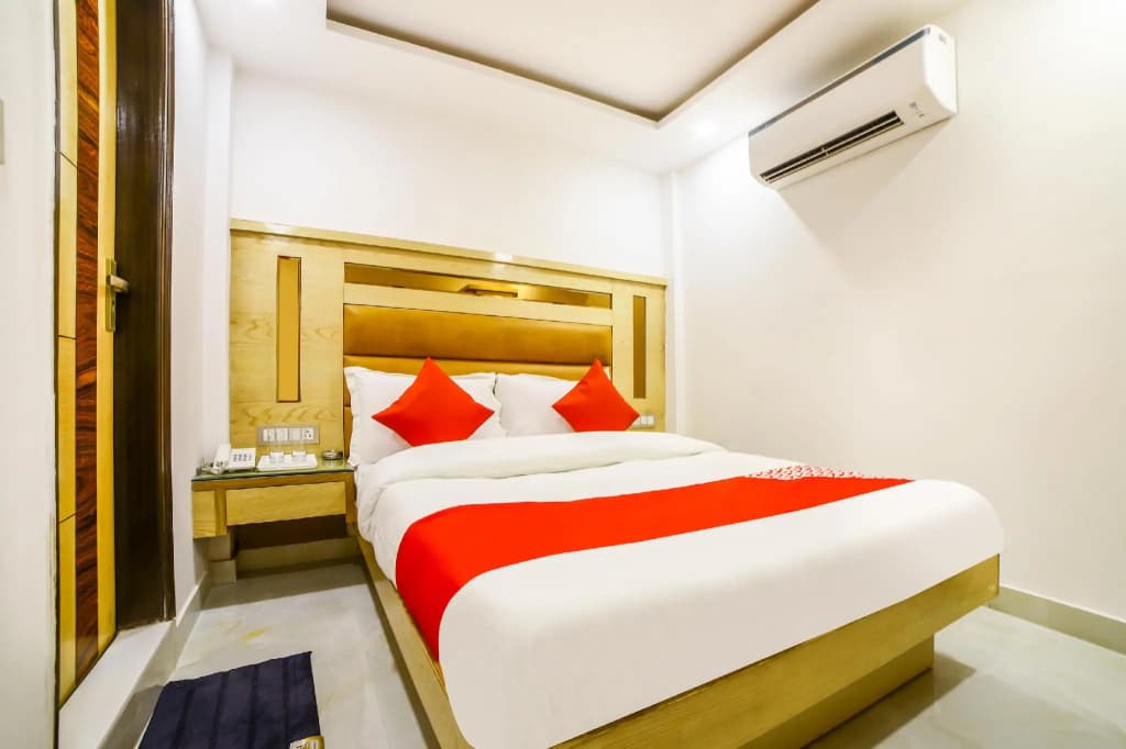OYO 63367 Hotel B G Palace - photo 1