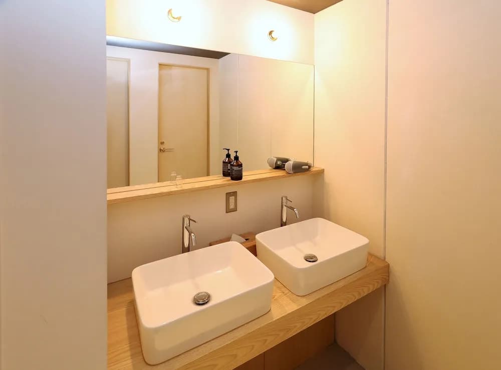 Aet Hotel - photo 8
