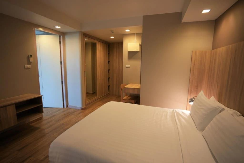 Baan Tanwa - MRT Ratchadapisek - photo 4