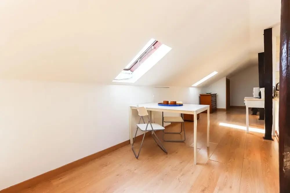 Sunny Attict Loft by Homing - photo 6