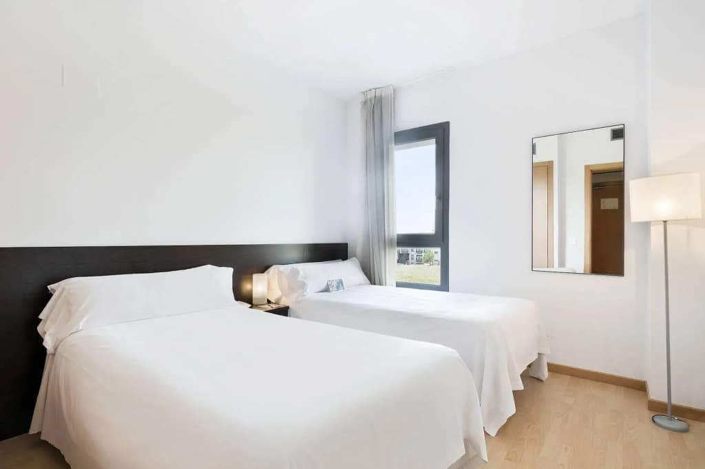Madrid Airport Suites, Affiliated by Meliá - photo 7