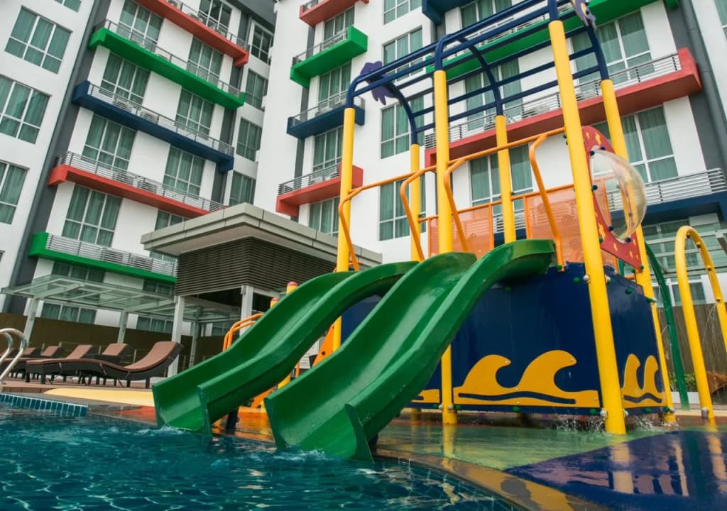 V8 Hotel - photo 17