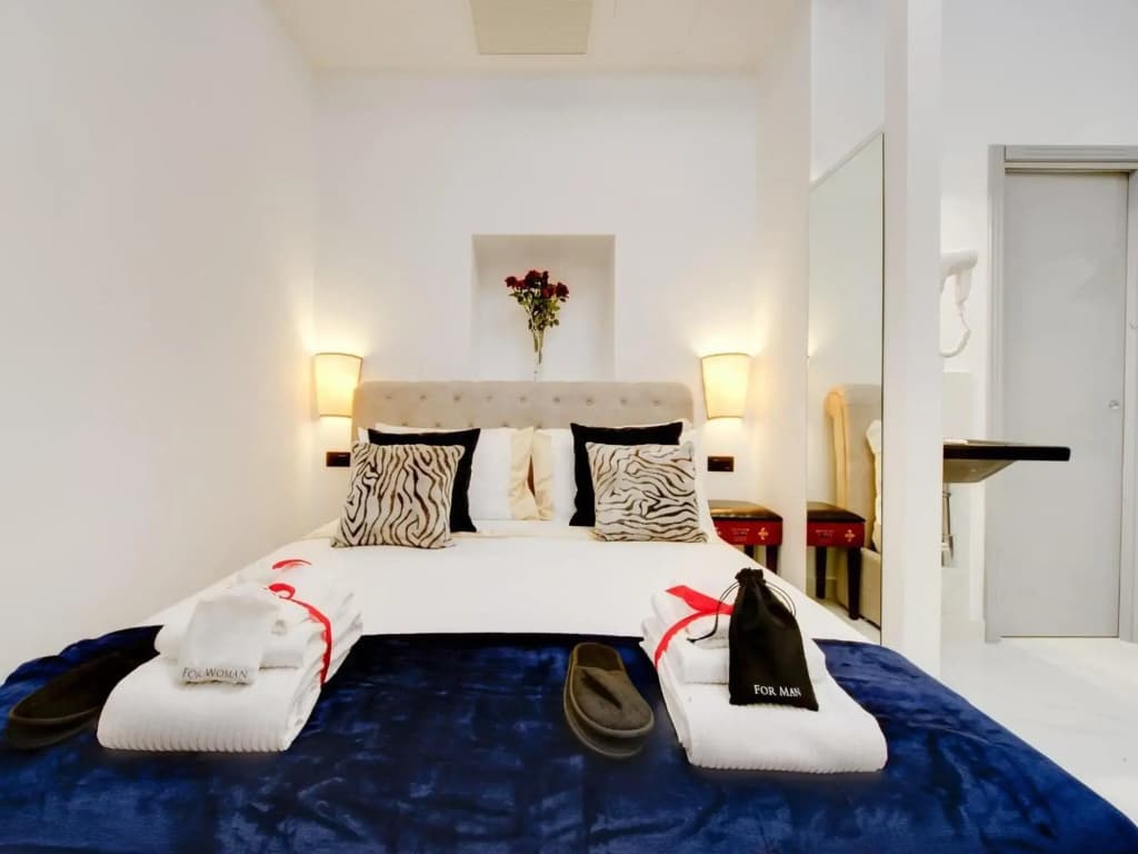 Queen Palace Suites - photo 6