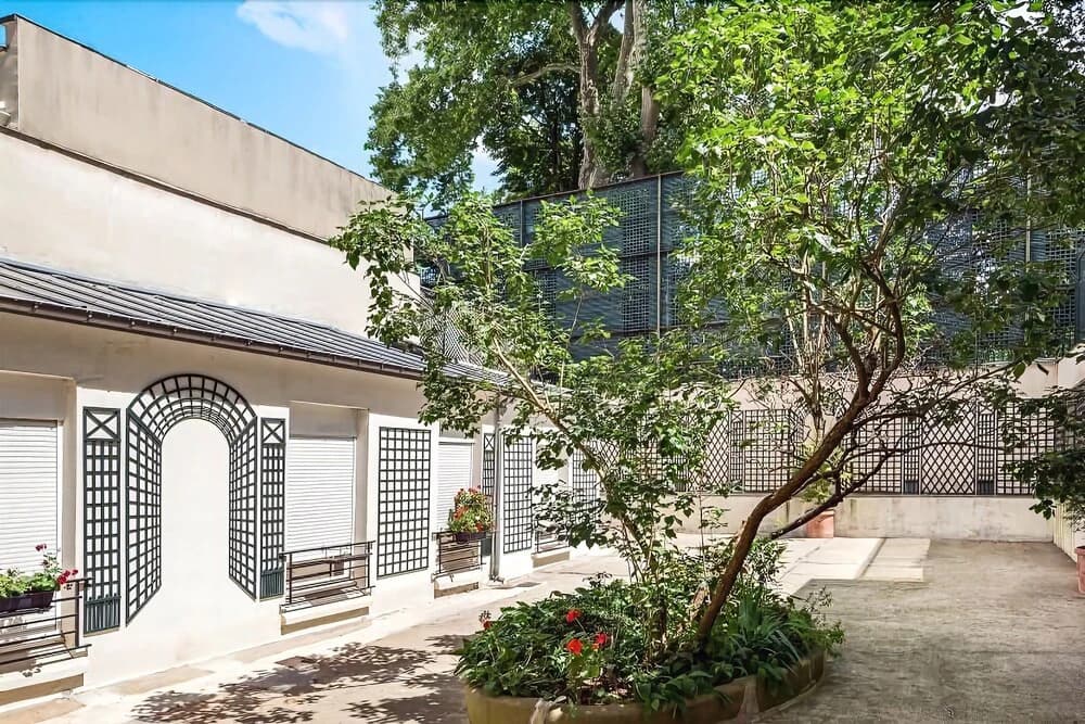 Saint Germain Bon March Chic Three Bedroom - photo 13