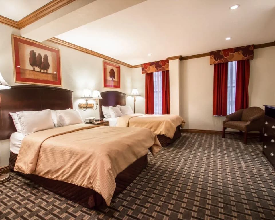 Clarion Hotel Park Avenue - photo 7