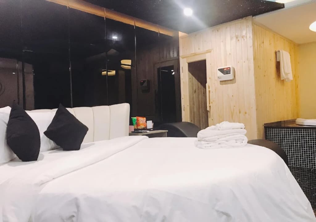 Cupid Hotel - photo 6