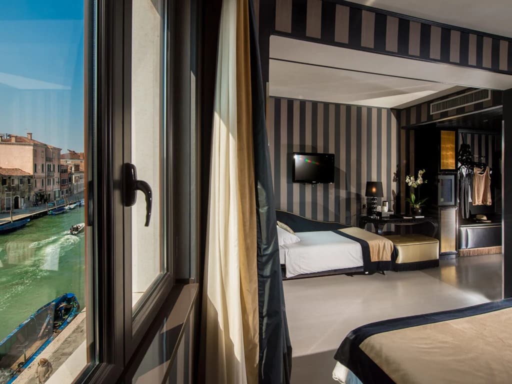 Carnival Palace Hotel - photo 12