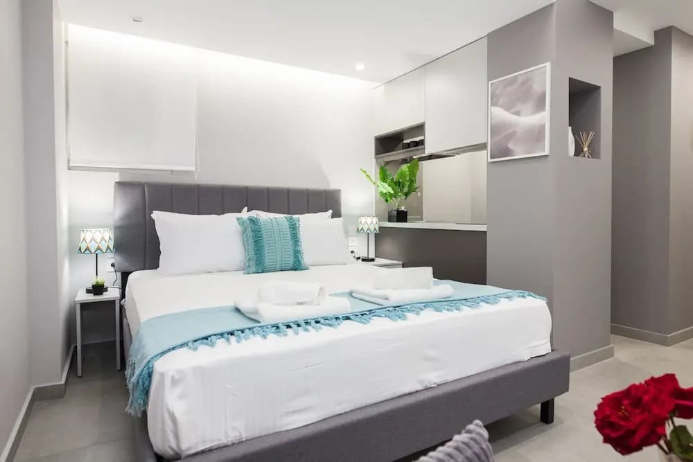 Modern Newly Built Studio near Hilton - photo 6