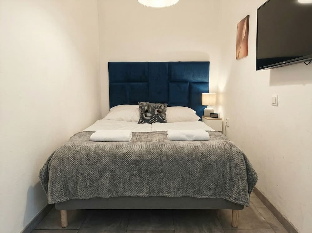 Cozy Convenient Room Prime Location - photo 5