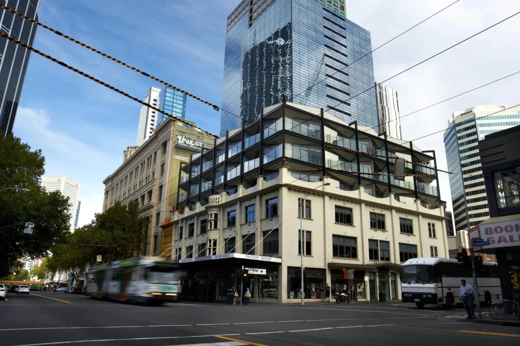 Comfort Apartments on Elizabeth - photo 1