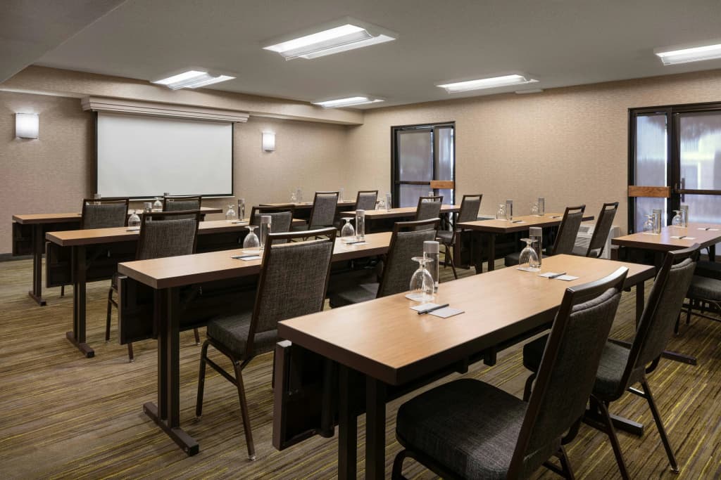 Courtyard by Marriott Las Vegas Convention Center - photo 29