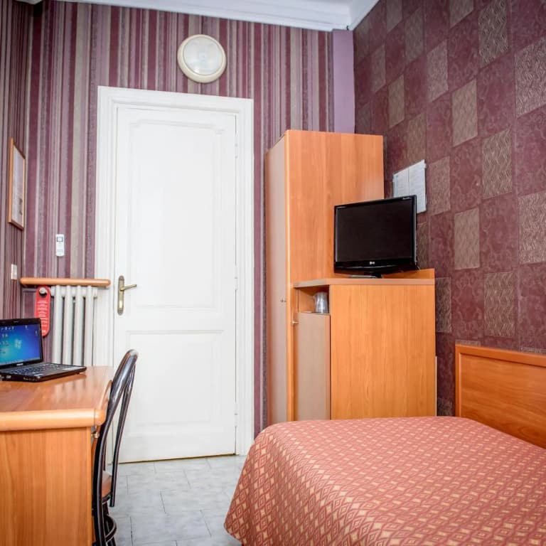 Hotel Emmaus - photo 29