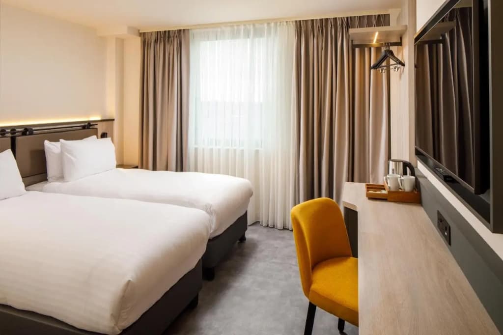 Southgate Hotel London - photo 49
