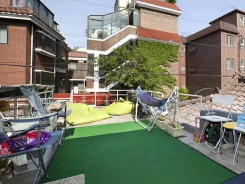 Noel's Guesthouse - photo 18