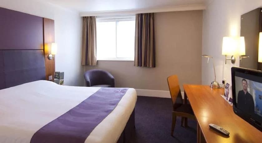 Premier Inn London Ilford - photo 6
