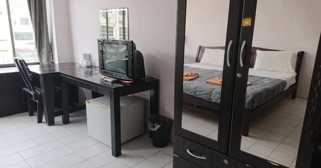 Happy Guesthouse - photo 5