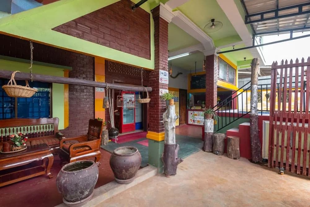 Fabulous Psar Kraoum Hostel - photo 2