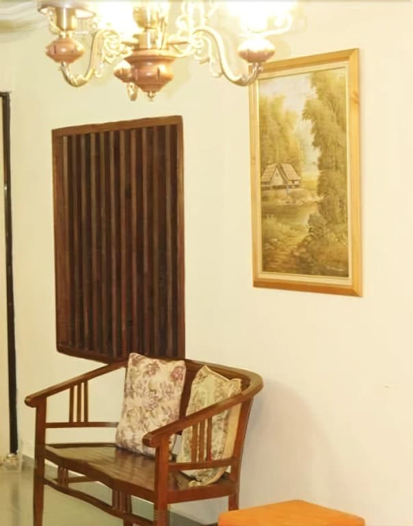 Kencana Homestay - photo 8