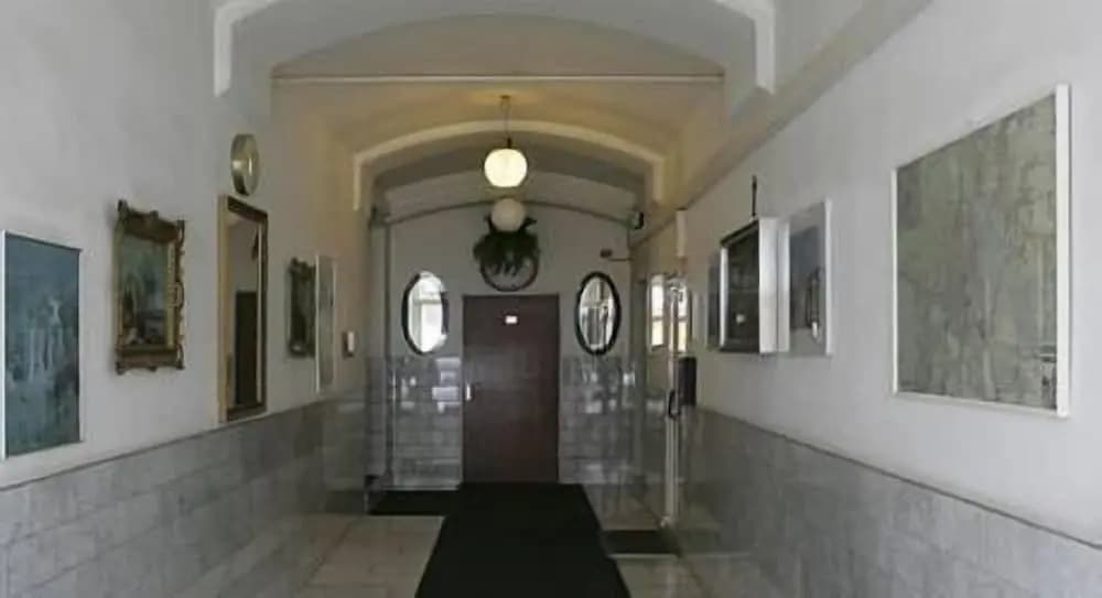 Hotel Cyrus - photo 11