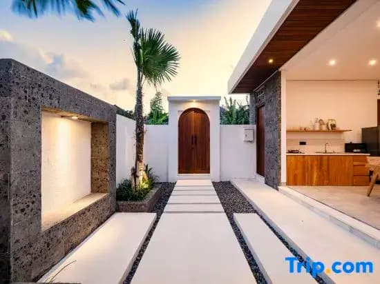 Villa Bowa 2 by BaliSuperHost - photo 4