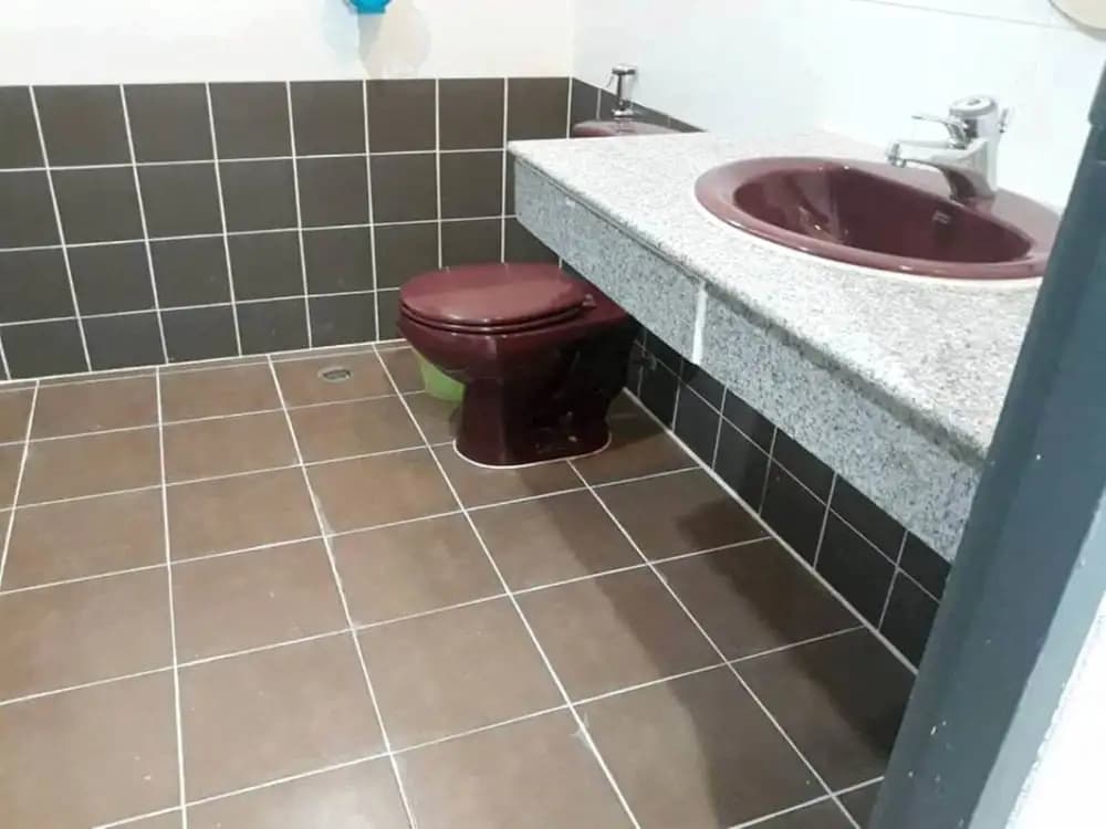 Number One Guest House - photo 7
